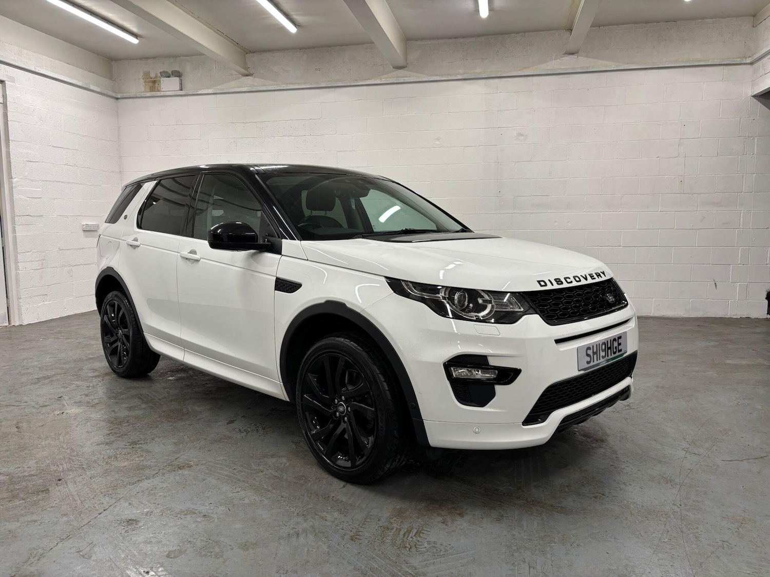 Used Land Rover Discovery Sport 2019 for sale - 76158551: Photo 1