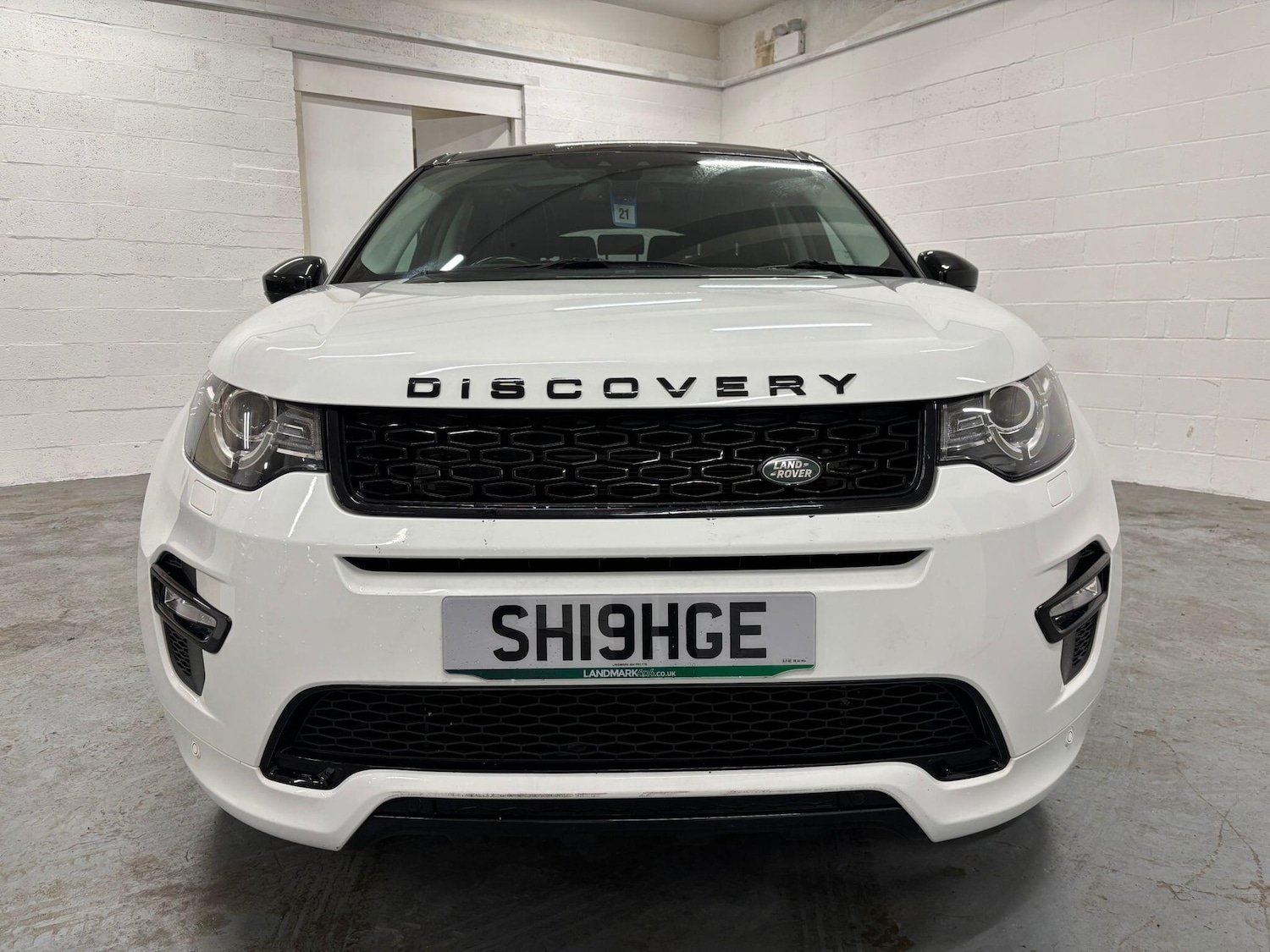 Used Land Rover Discovery Sport 2019 for sale - 76158551: Photo 2