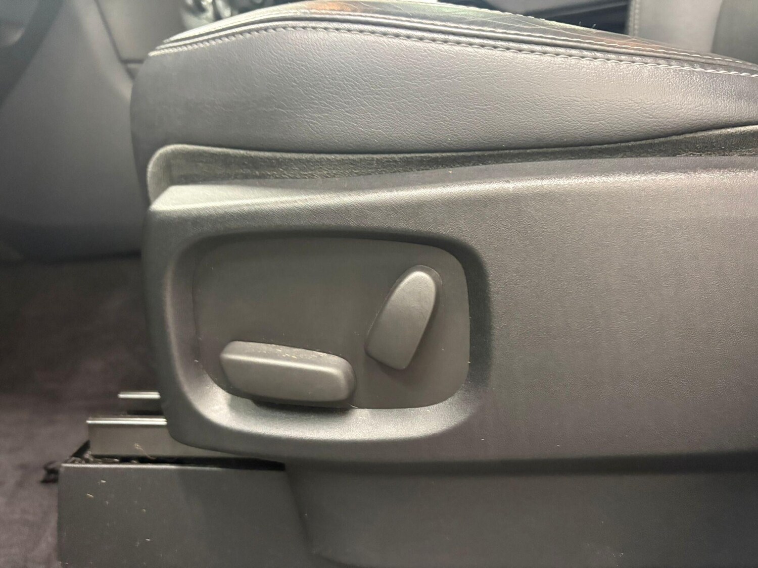 Used Land Rover Discovery 4 2016 for sale - 76259369: Photo 14