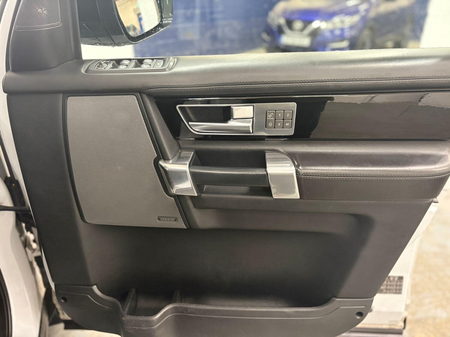 Used Land Rover Discovery 4 2016 for sale - 76259369: Photo 23