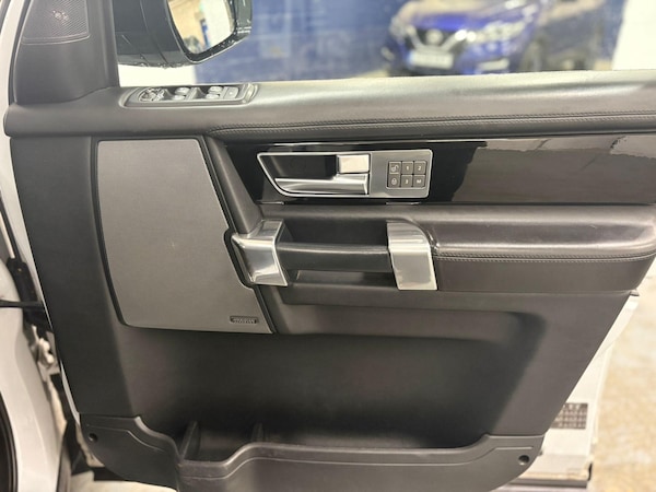 Used Land Rover Discovery 4 2016 for sale - 76259369: Photo 23