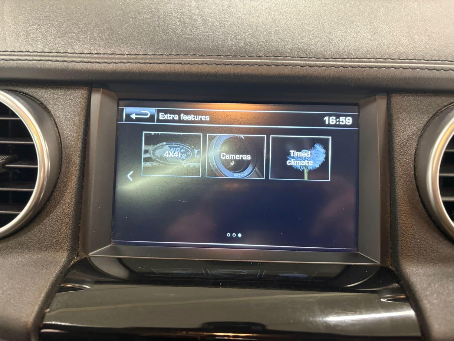 Used Land Rover Discovery 4 2016 for sale - 76259369: Photo 31