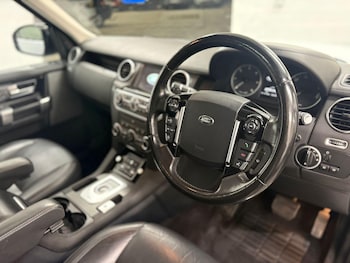 Used Land Rover Discovery 4 2016 for sale - 76259369: Photo