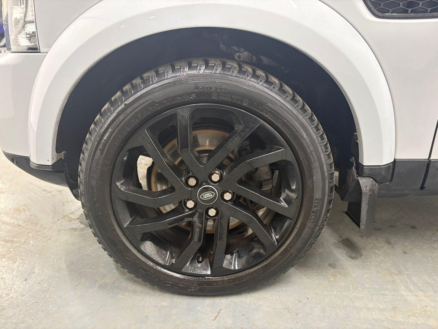 Used Land Rover Discovery 4 2016 for sale - 76259369: Photo 8