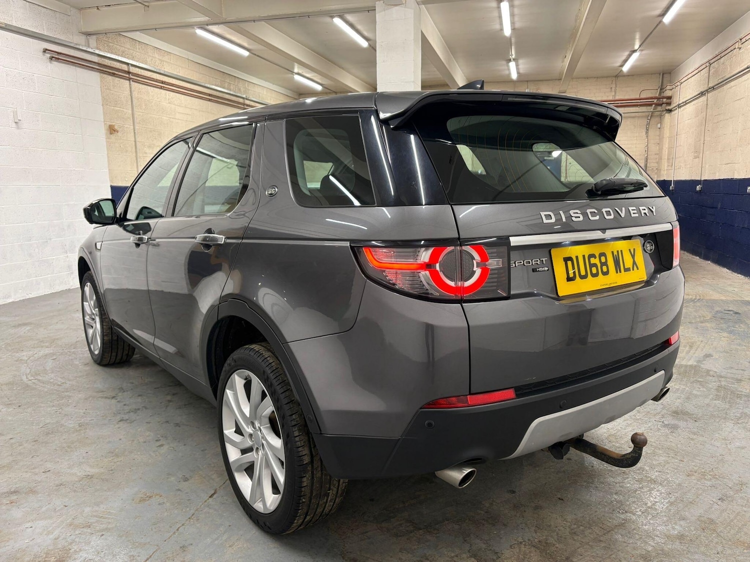 Used Land Rover Discovery Sport 2018 for sale - 76608142: Photo 9