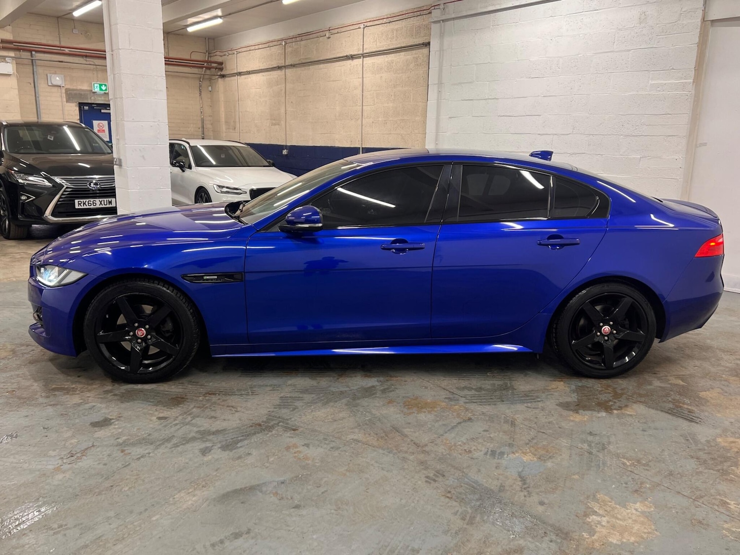 Used Jaguar XE for sale - 77386868: Photo 5