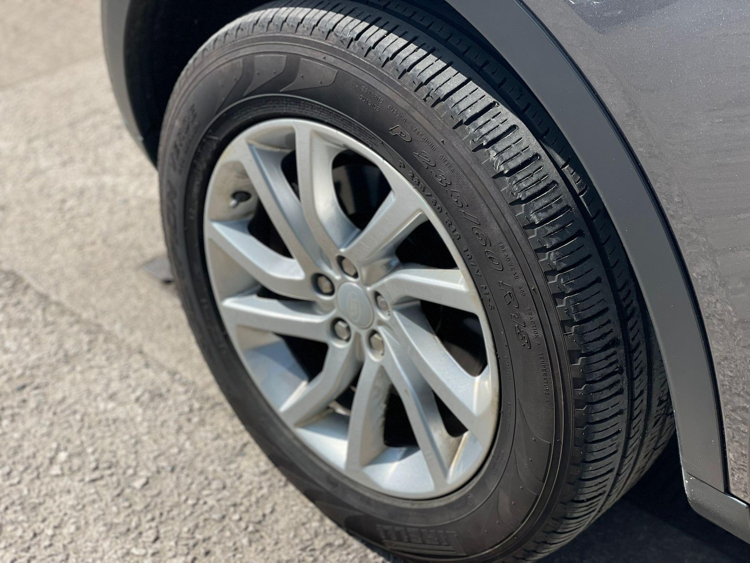 Used Land Rover Discovery Sport 2019 for sale - 76189177: Photo 18
