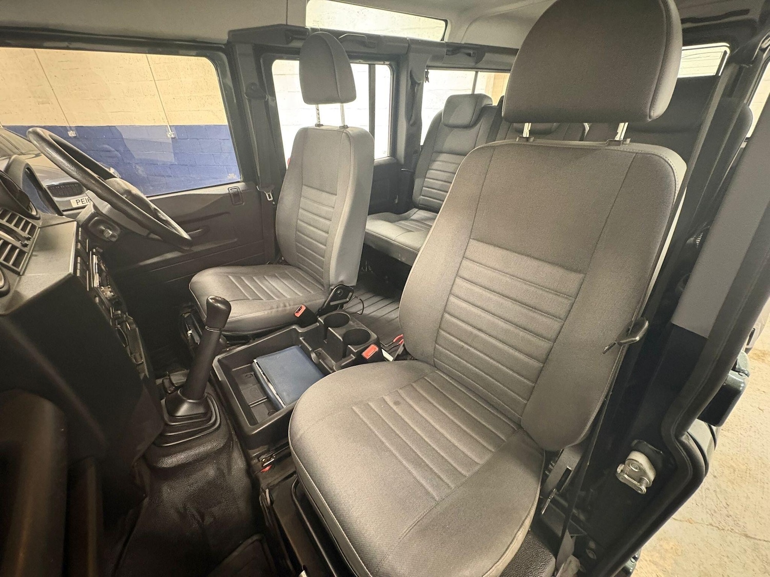 Used Land Rover Defender 2010 for sale - 77191229: Photo 27