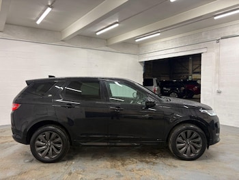 Used Land Rover Discovery Sport 2019 for sale - 77229753: Photo