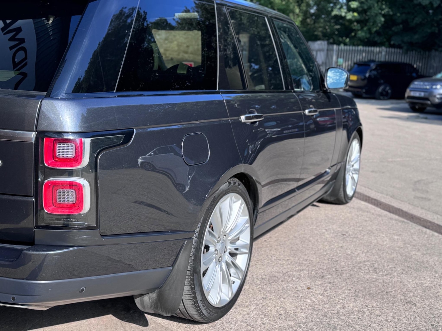 Used Land Rover Range Rover 2019 for sale - 76137295: Photo 11