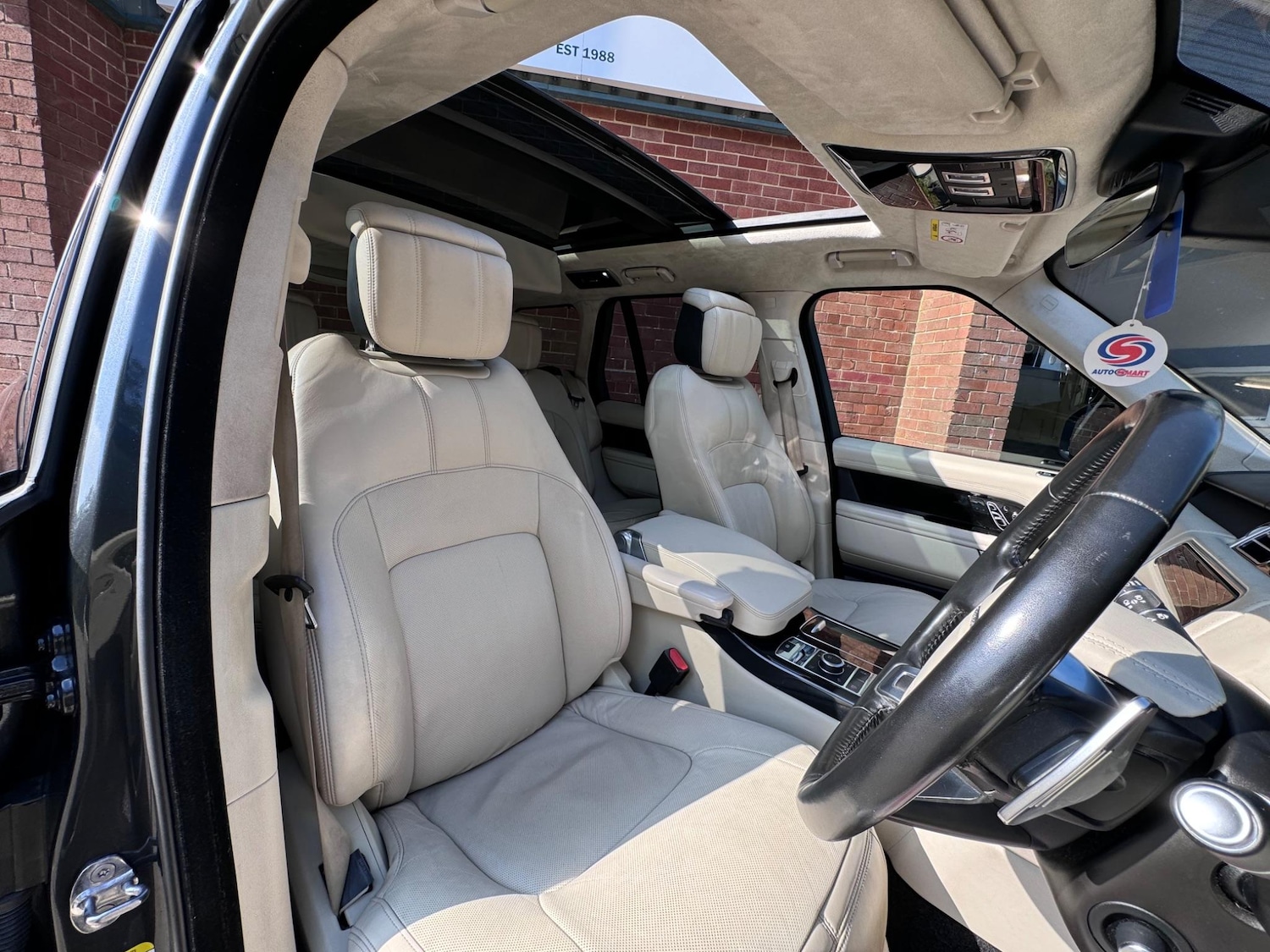 Used Land Rover Range Rover 2019 for sale - 76137295: Photo 13