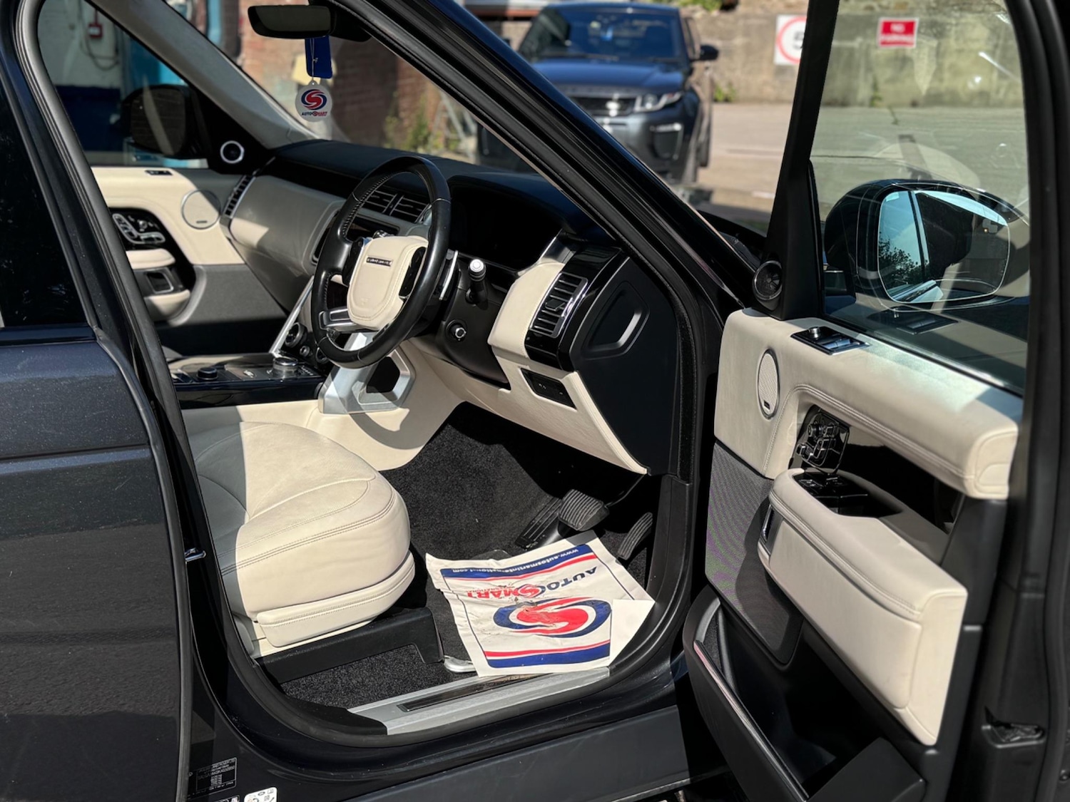 Used Land Rover Range Rover 2019 for sale - 76137295: Photo 32