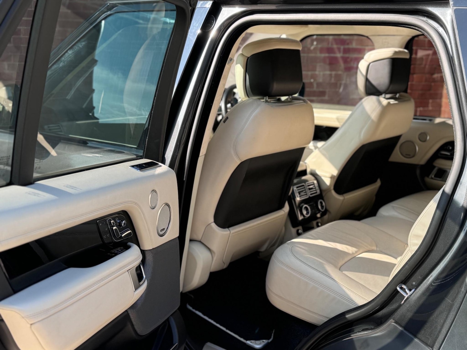 Used Land Rover Range Rover 2019 for sale - 76137295: Photo 38