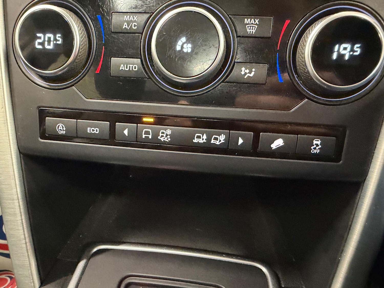 Used Land Rover Discovery Sport 2018 for sale - 76913130: Photo 17