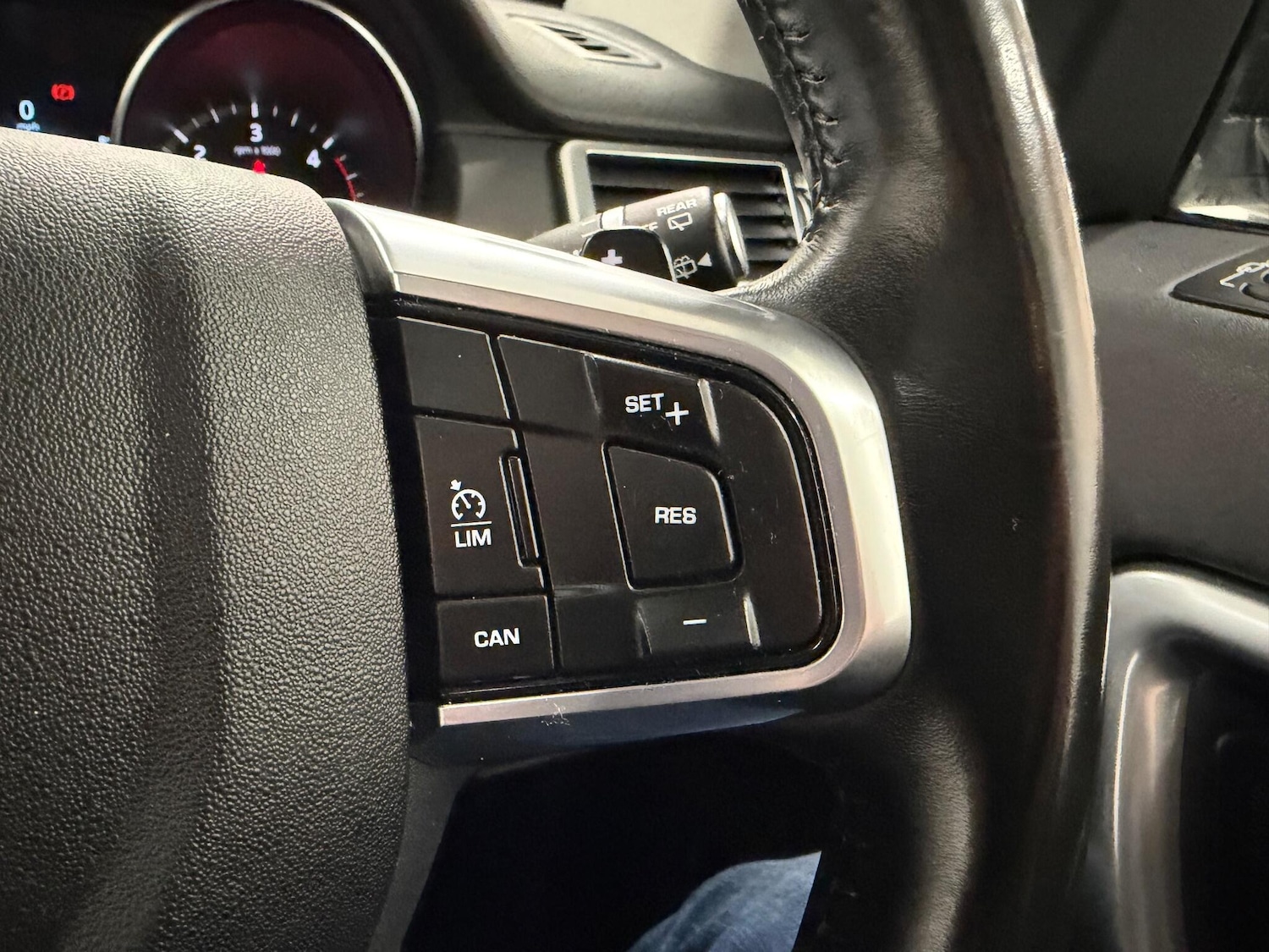 Used Land Rover Discovery Sport 2018 for sale - 76913130: Photo 18