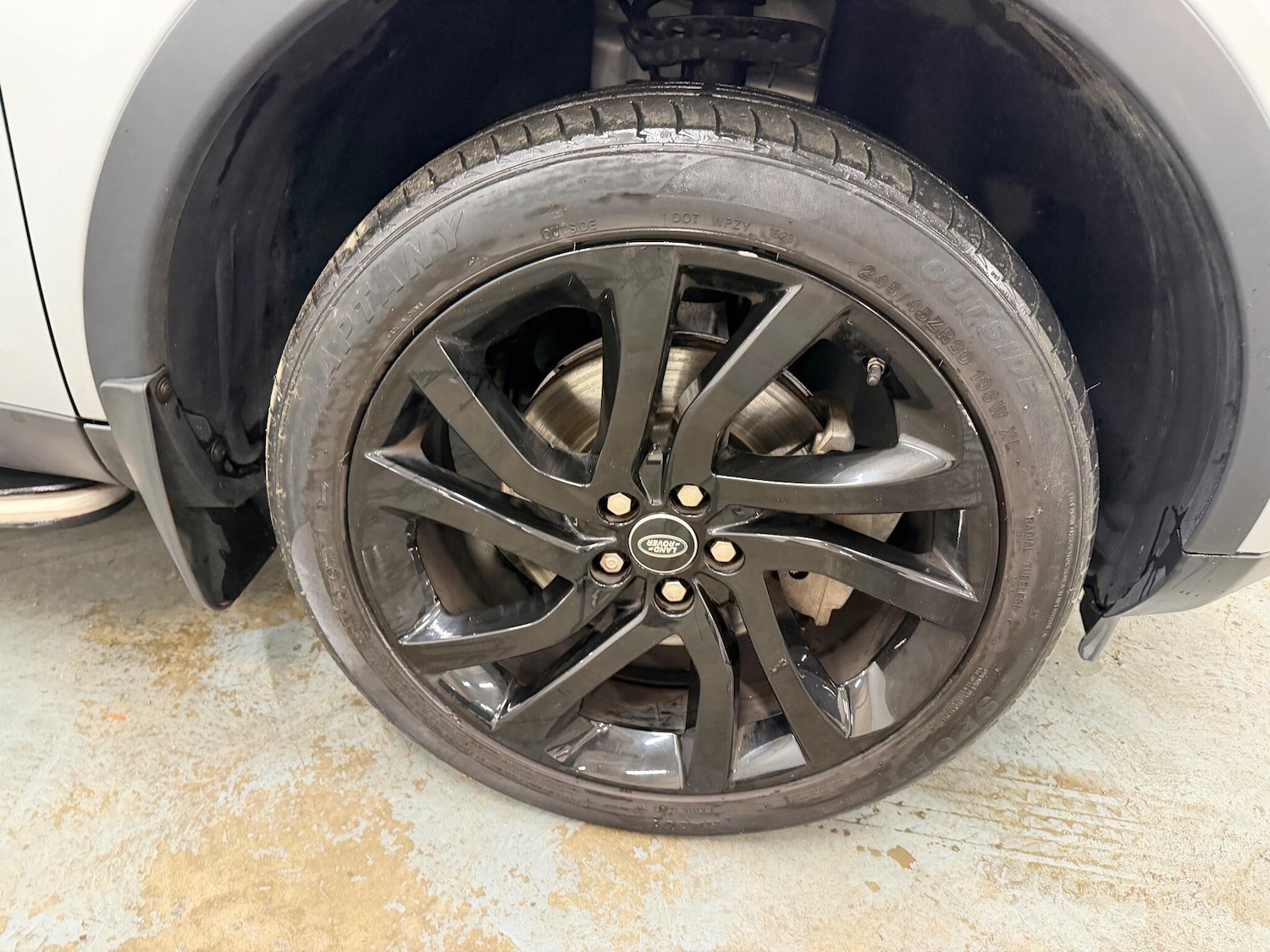 Used Land Rover Discovery Sport 2018 for sale - 76913130: Photo 22