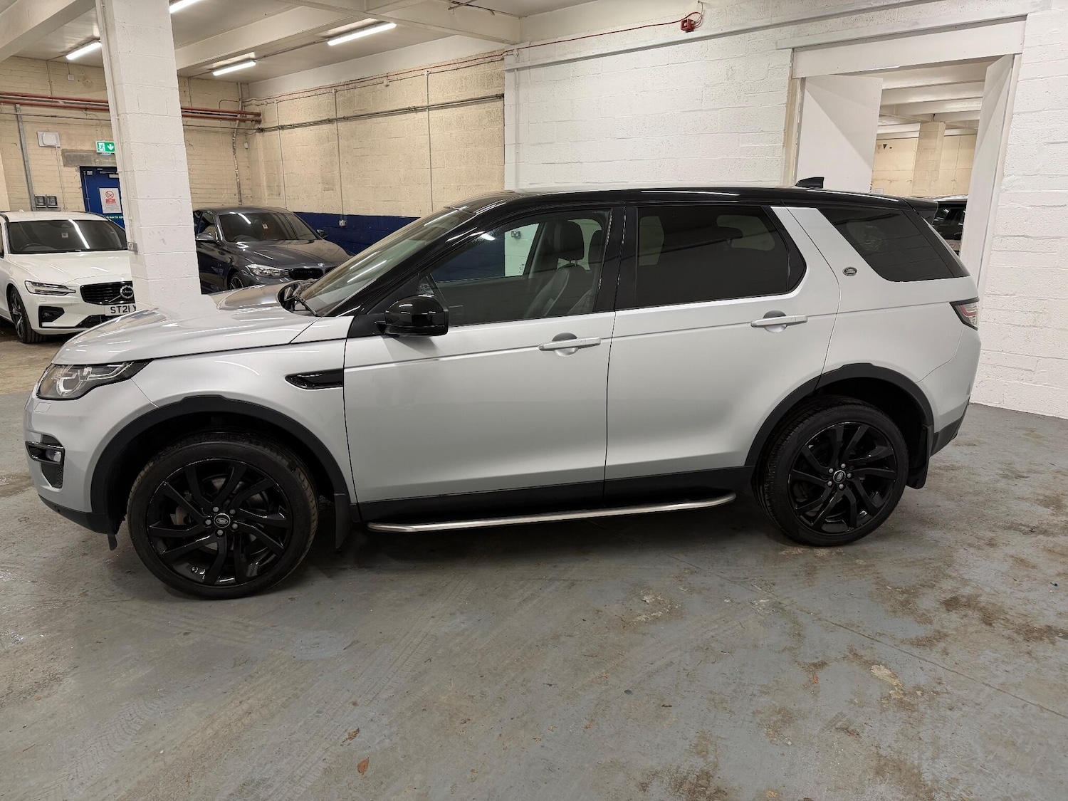 Used Land Rover Discovery Sport 2018 for sale - 76913130: Photo 5
