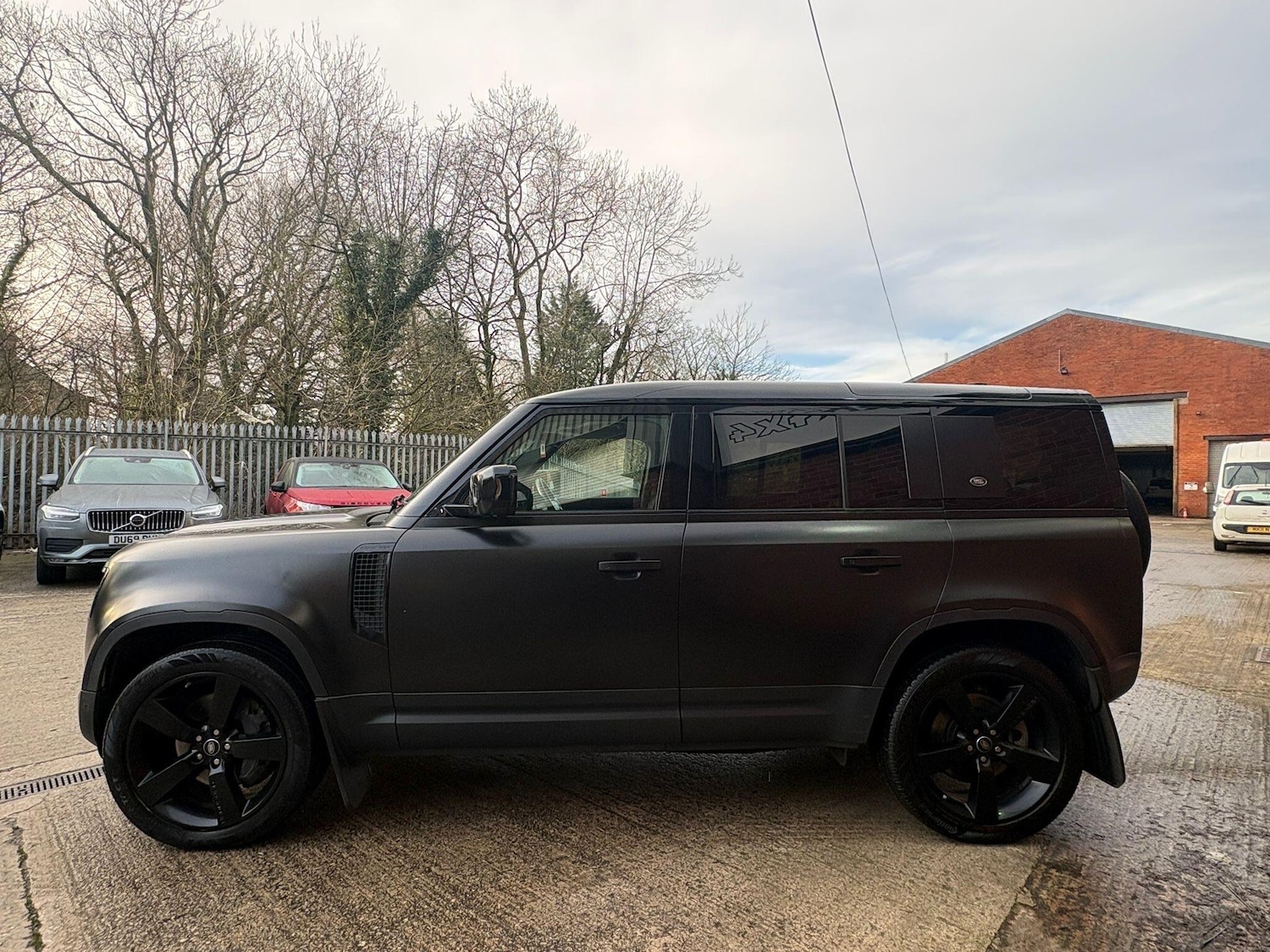 Used Land Rover Defender 2021 for sale - 77560033: Photo 37