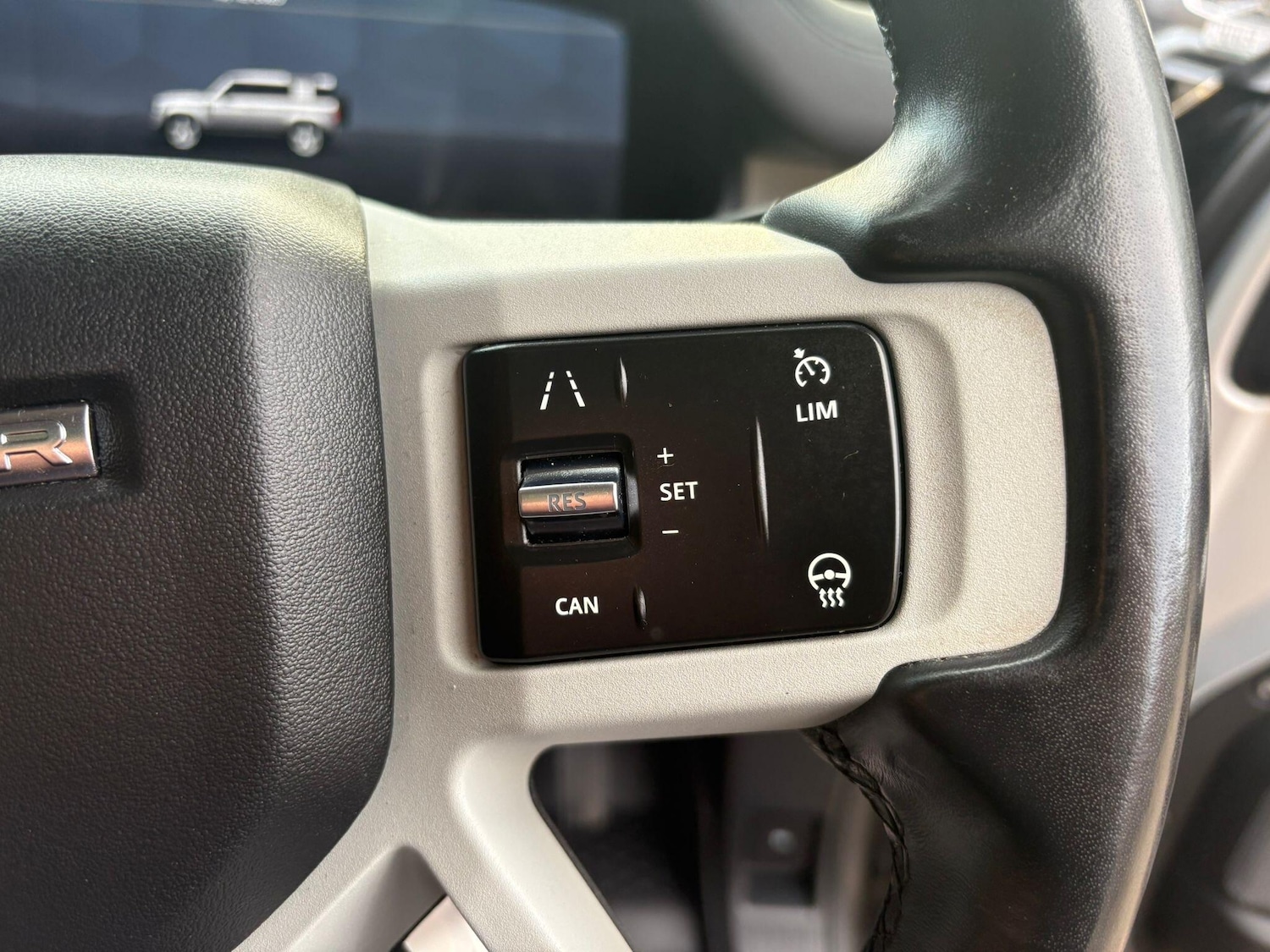 Used Land Rover Defender 2021 for sale - 77560033: Photo 63