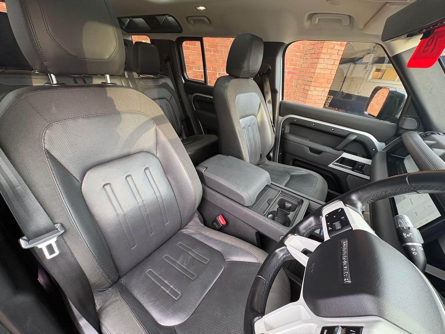 Used Land Rover Defender 2021 for sale - 77560033: Photo 78