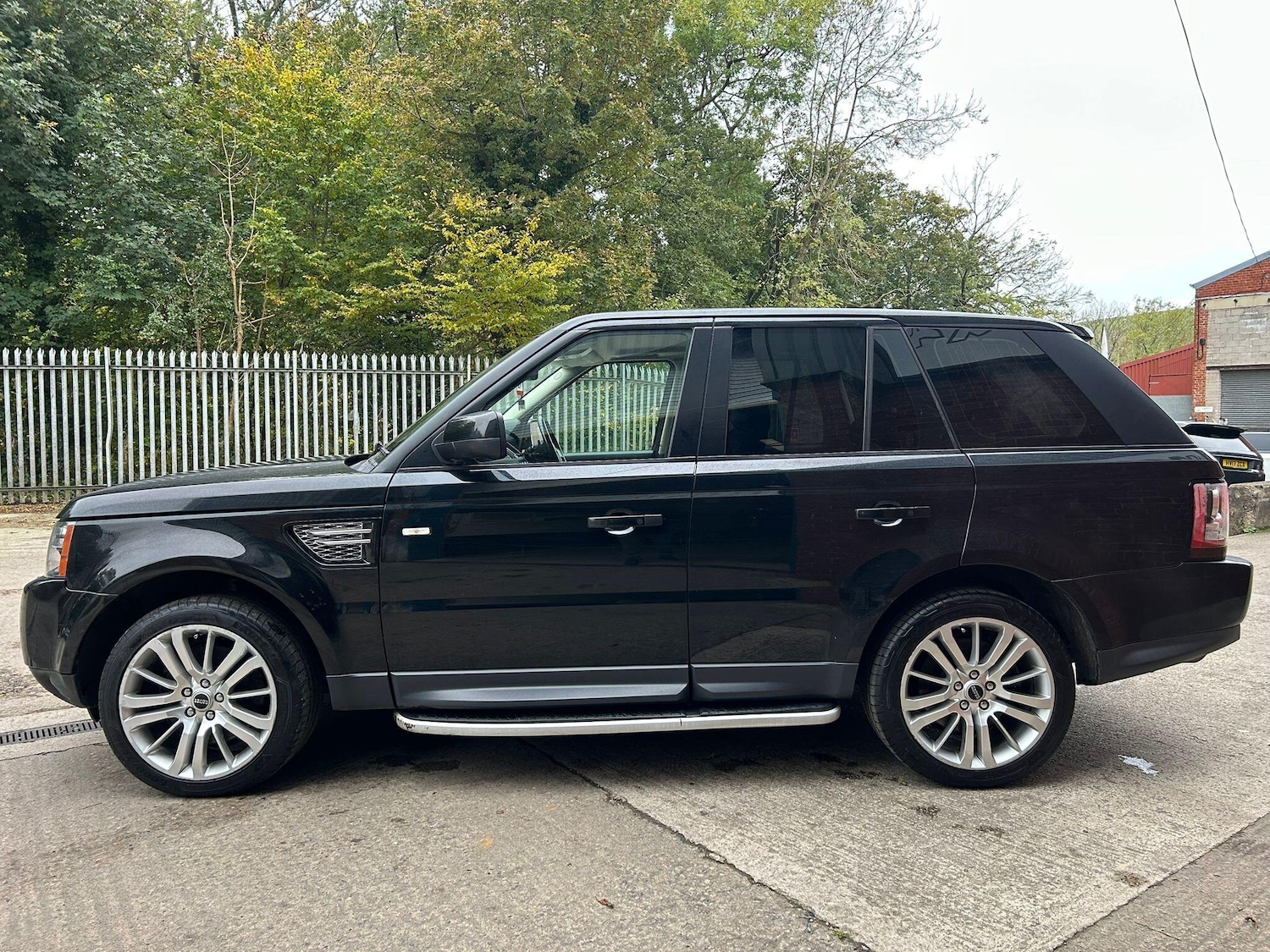 Used Land Rover Range Rover Sport 2012 for sale - 76240124: Photo 16