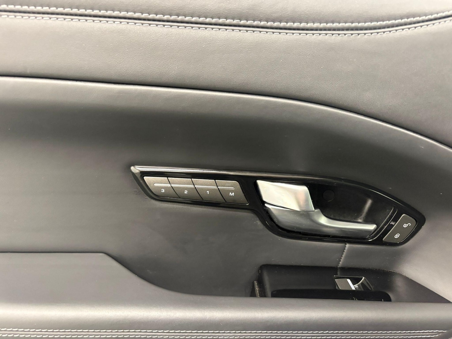 Used Land Rover Range Rover Evoque 2017 for sale - 76620591: Photo 25