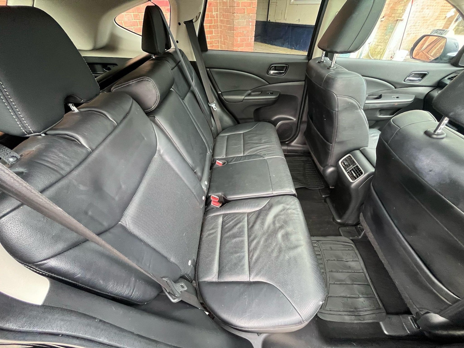 Used Honda CR-V 2017 for sale - 77994400: Photo 31