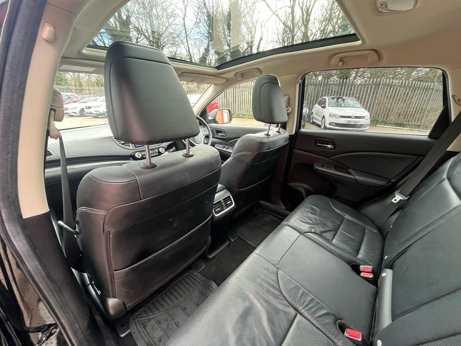 Used Honda CR-V 2017 for sale - 77994400: Photo 34