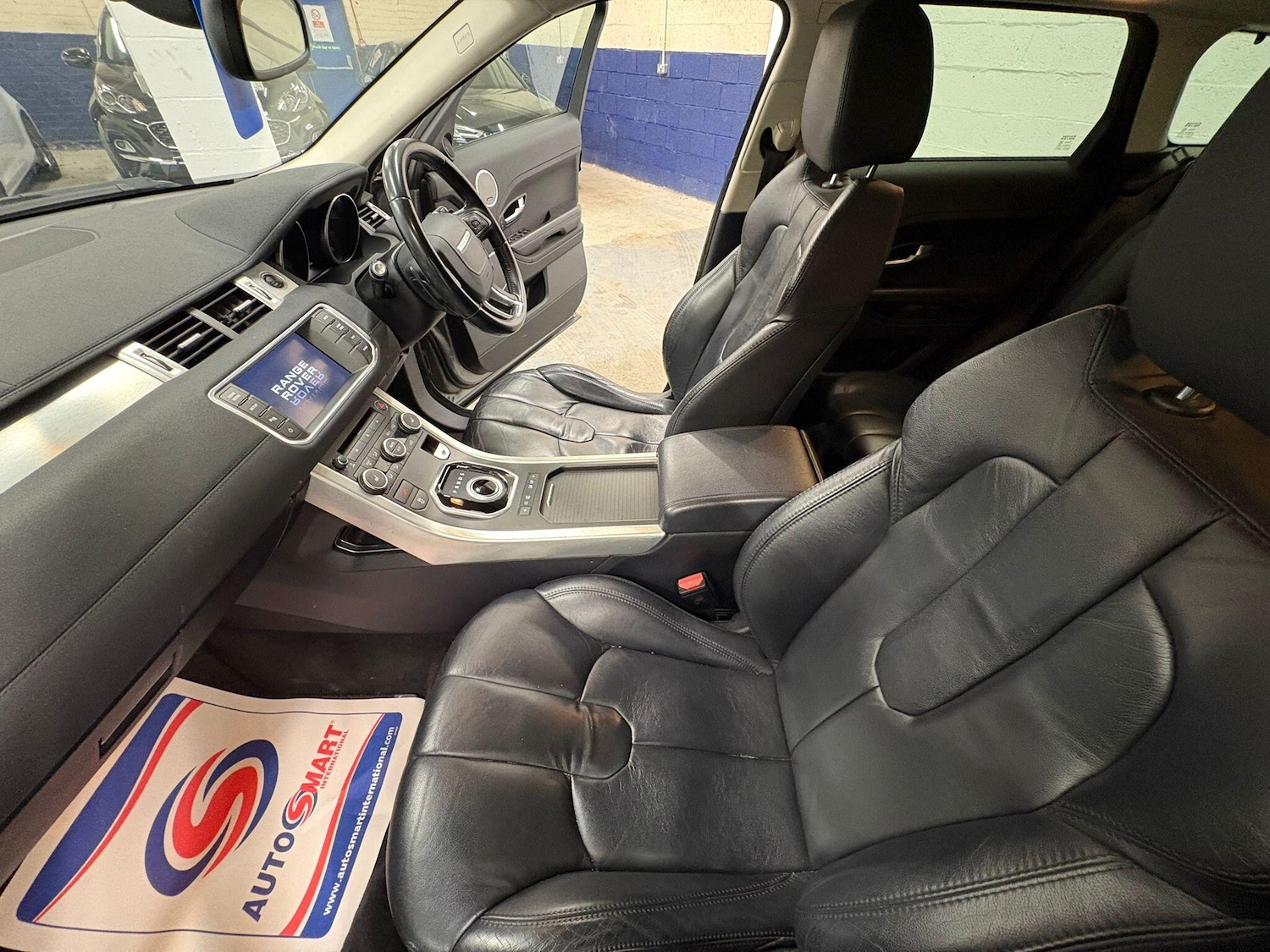 Used Land Rover Range Rover Evoque 2012 for sale - 76659177: Photo 2