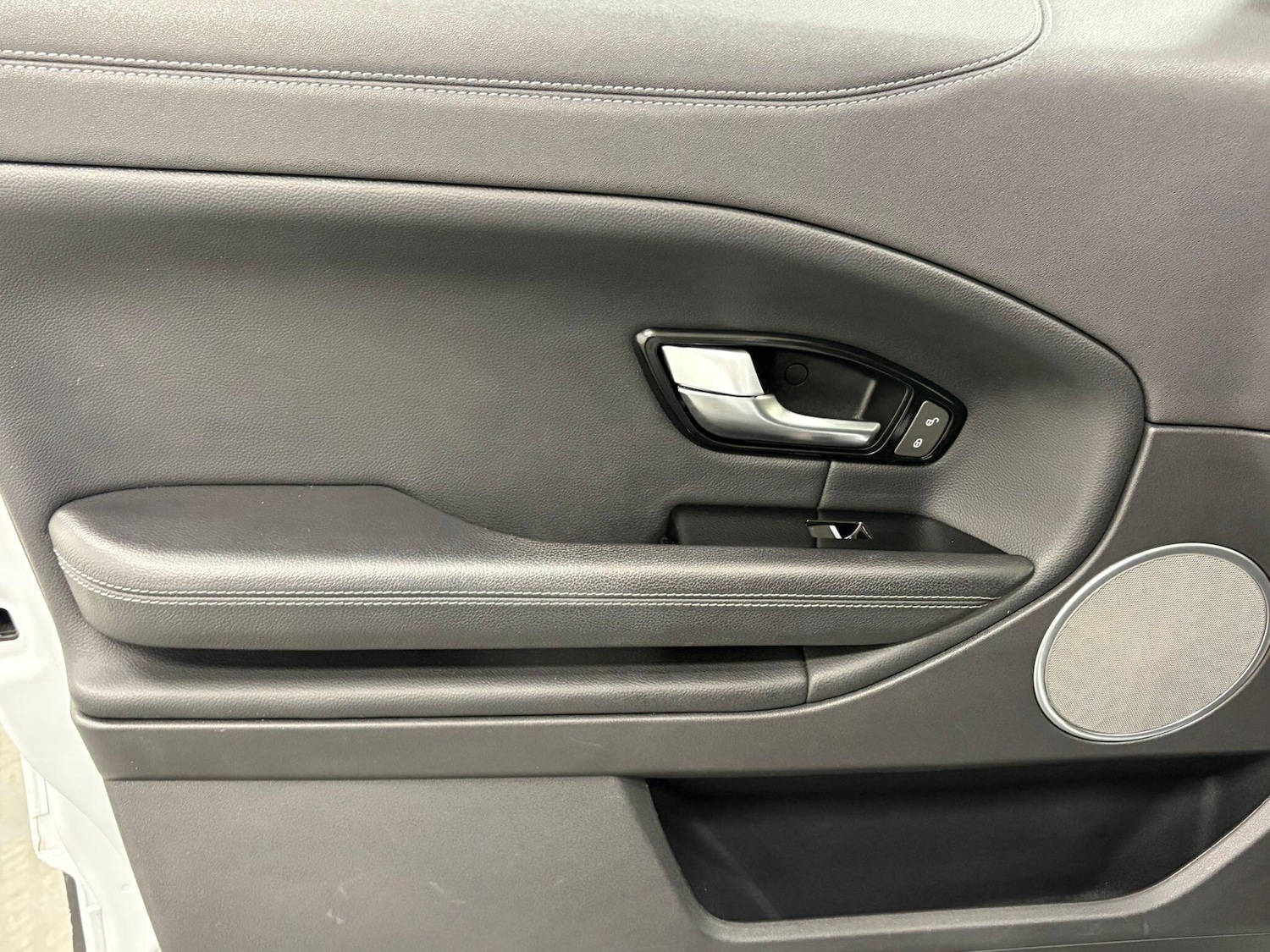 Used Land Rover Range Rover Evoque 2017 for sale - 77376324: Photo 18