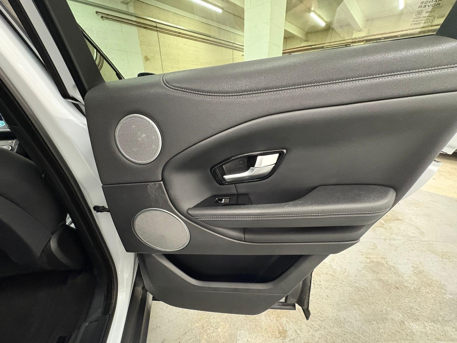 Used Land Rover Range Rover Evoque 2017 for sale - 77376324: Photo 24