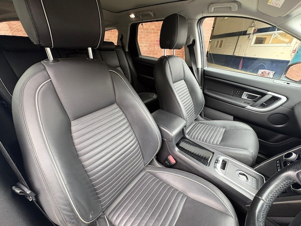 Used Land Rover Discovery Sport 2017 for sale - 76259928: Photo 21
