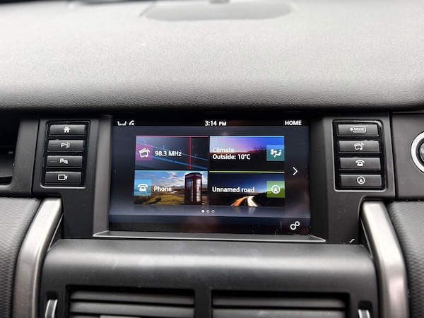 Used Land Rover Discovery Sport 2017 for sale - 76259928: Photo 28