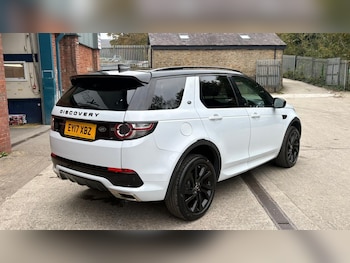 Used Land Rover Discovery Sport 2017 for sale - 76259928: Photo