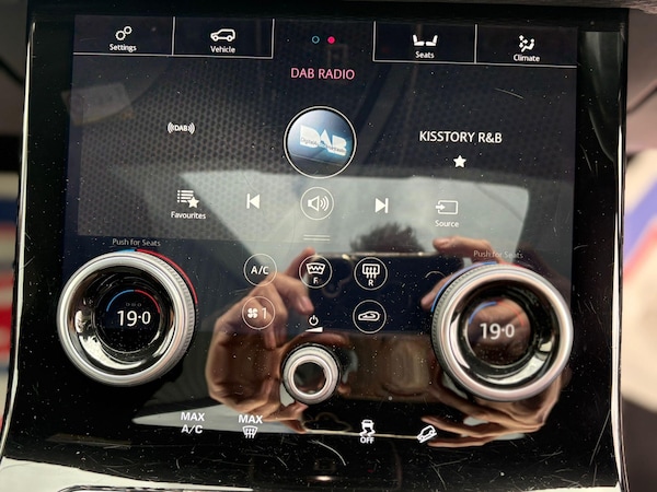Used Land Rover Range Rover Velar 2018 for sale - 76337711: Photo 23