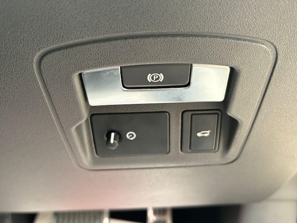 Used Land Rover Range Rover Velar 2018 for sale - 76337711: Photo 46