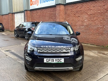 Used Land Rover Discovery Sport 2019 for sale - 75808877: Photo