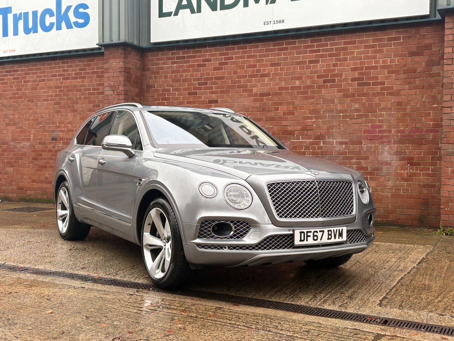 Used Bentley Bentayga 2018 for sale - 76473267: Photo 7