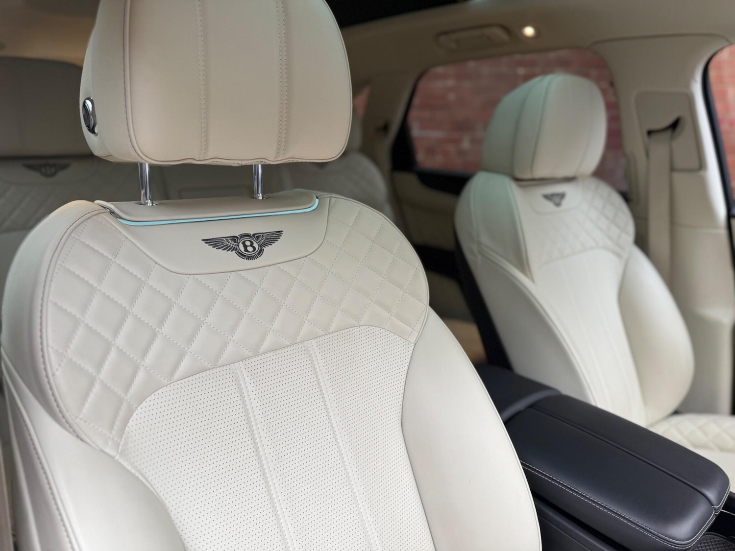 Used Bentley Bentayga 2018 for sale - 76473267: Photo 71