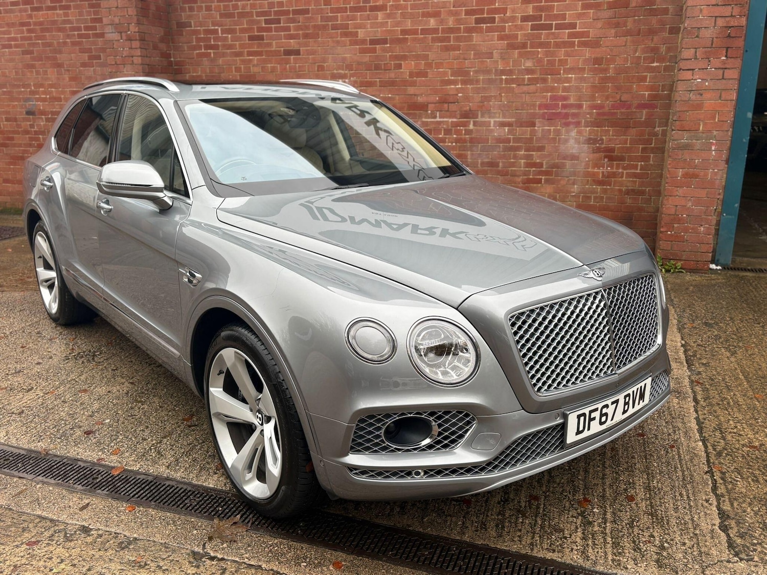 Used Bentley Bentayga 2018 for sale - 76473267: Photo 9