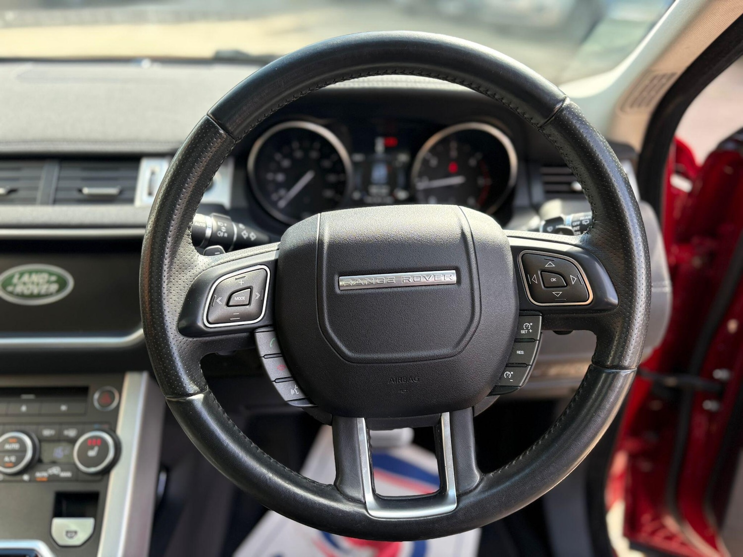 Used Land Rover Range Rover Evoque 2017 for sale - 77455091: Photo 47