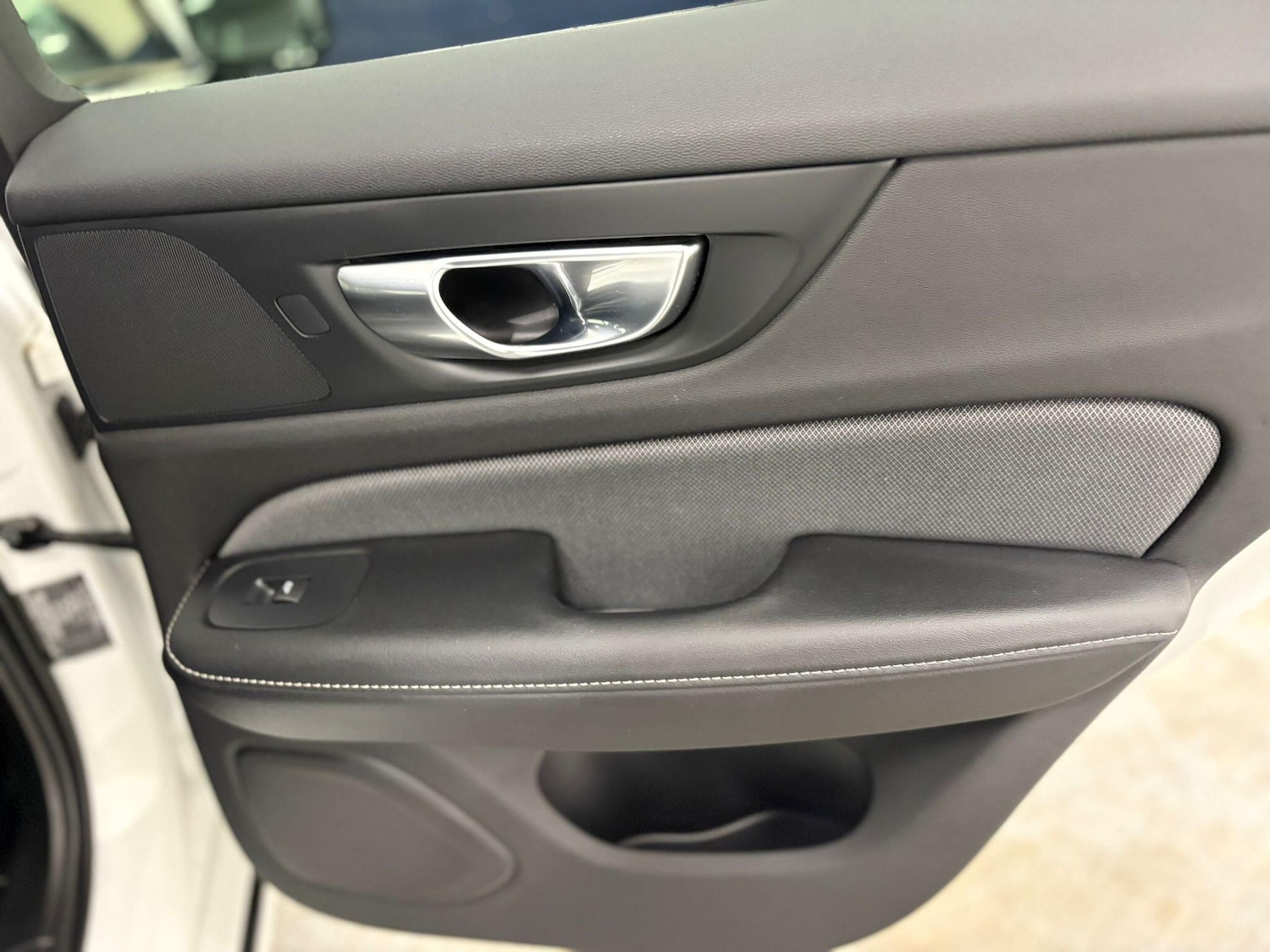 Used Volvo V60 2021 for sale - 76549317: Photo 23