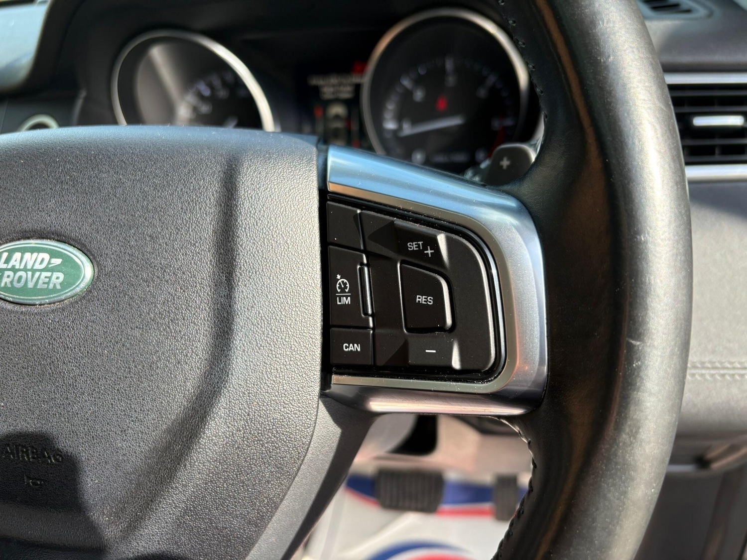 Used Land Rover Discovery Sport 2015 for sale - 76584559: Photo 18