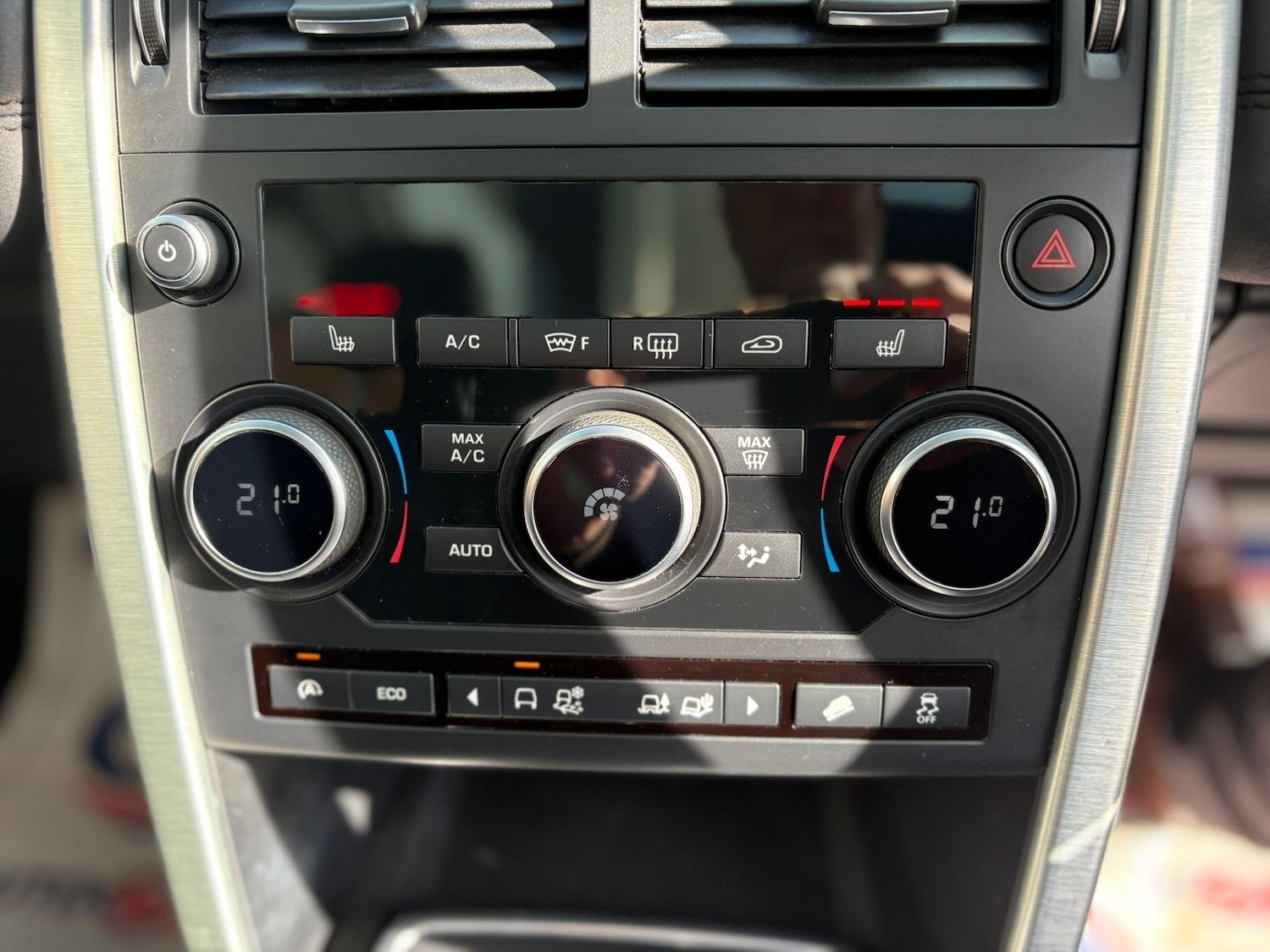 Used Land Rover Discovery Sport 2015 for sale - 76584559: Photo 23