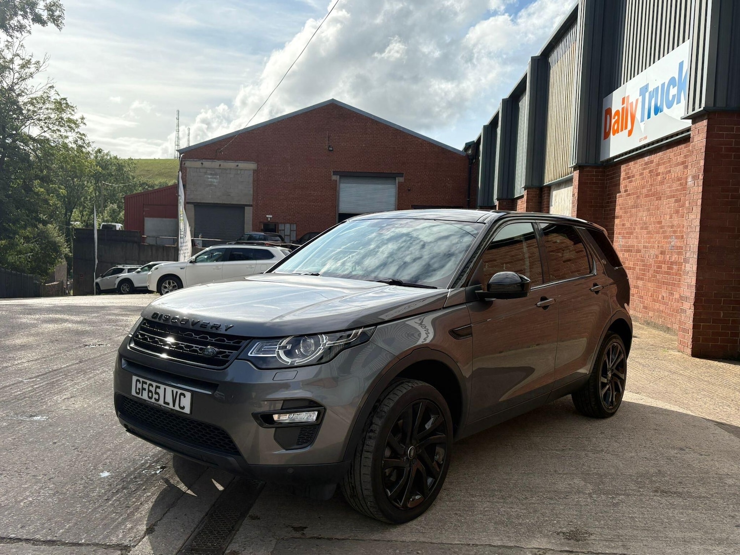 Used Land Rover Discovery Sport 2015 for sale - 76584559: Photo 39