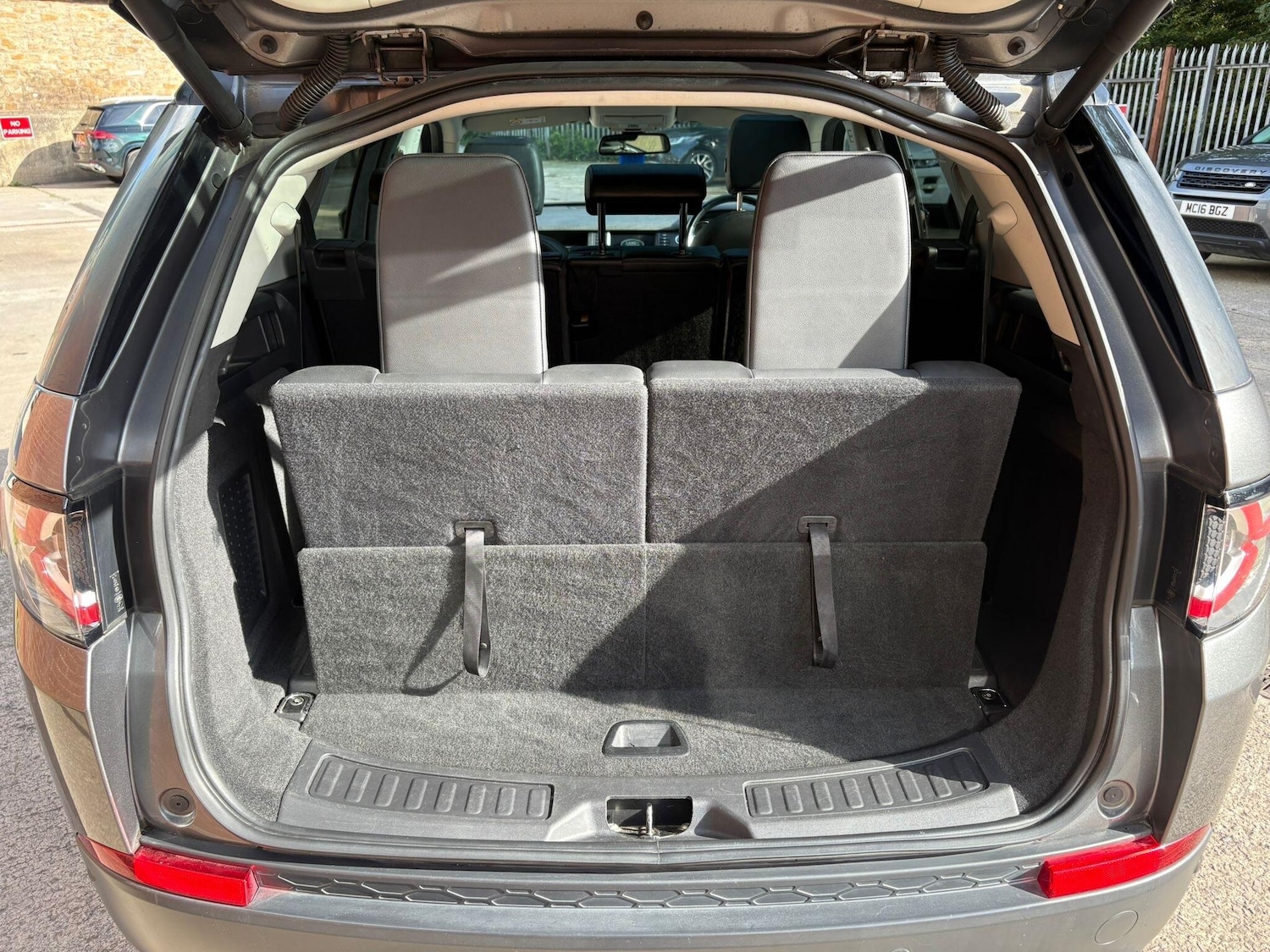 Used Land Rover Discovery Sport 2015 for sale - 76584559: Photo 42