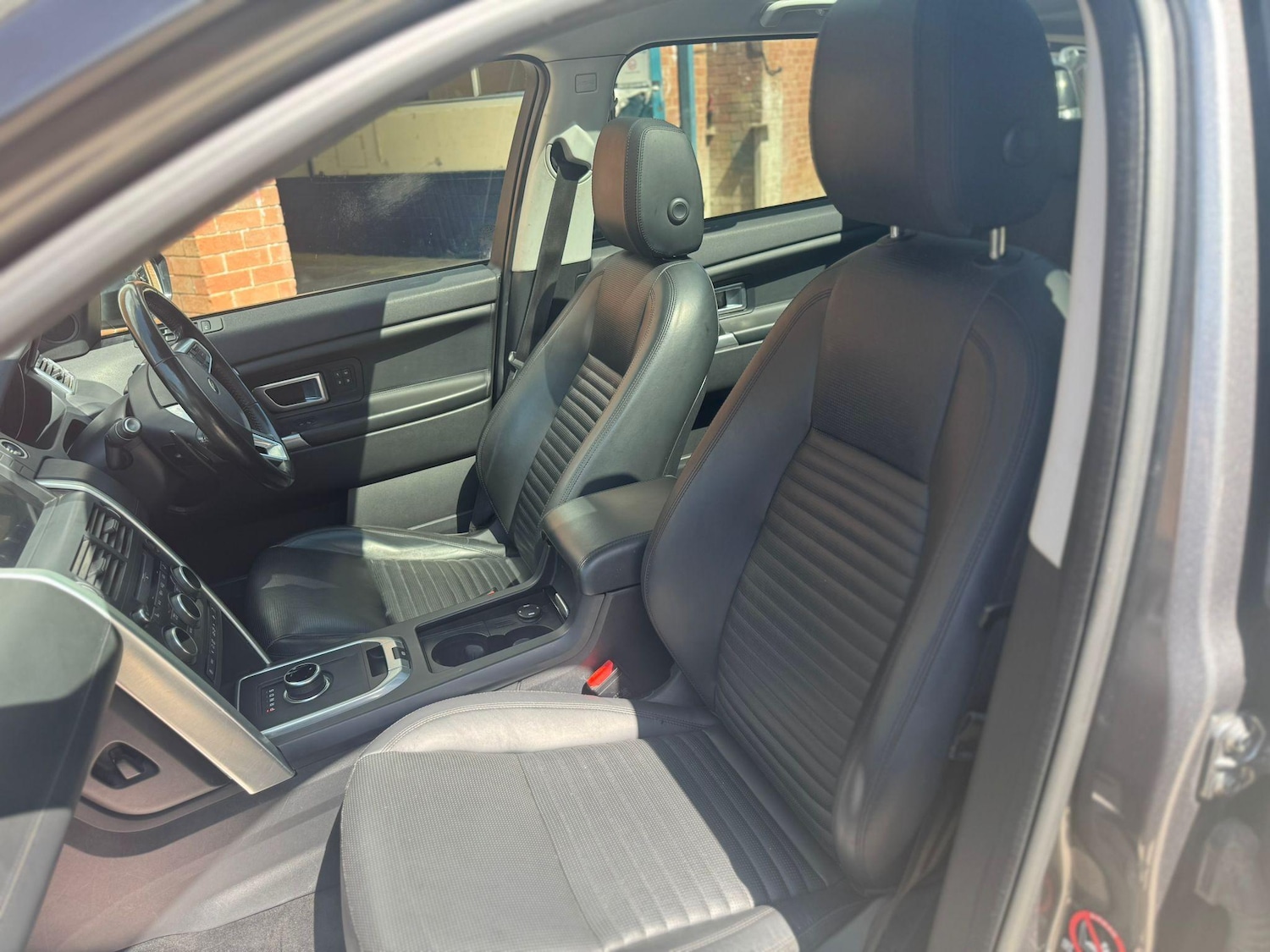 Used Land Rover Discovery Sport for sale - 77598665: Photo 31