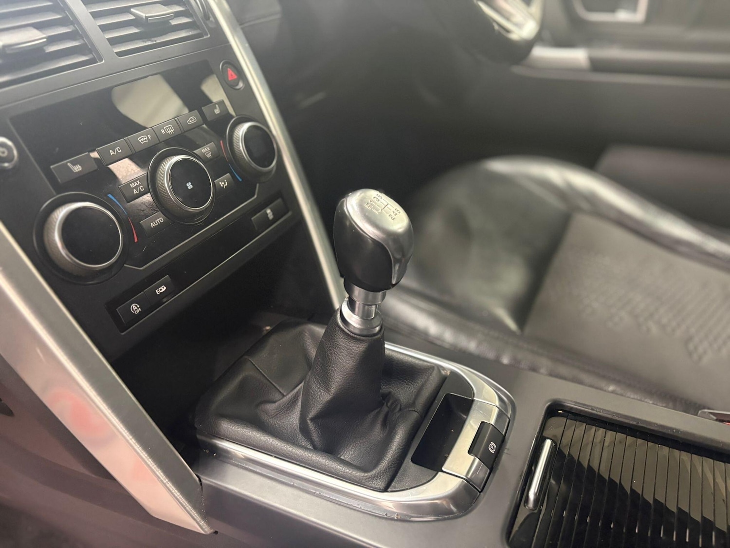 Used Land Rover Discovery Sport 2018 for sale - 77625286: Photo 22