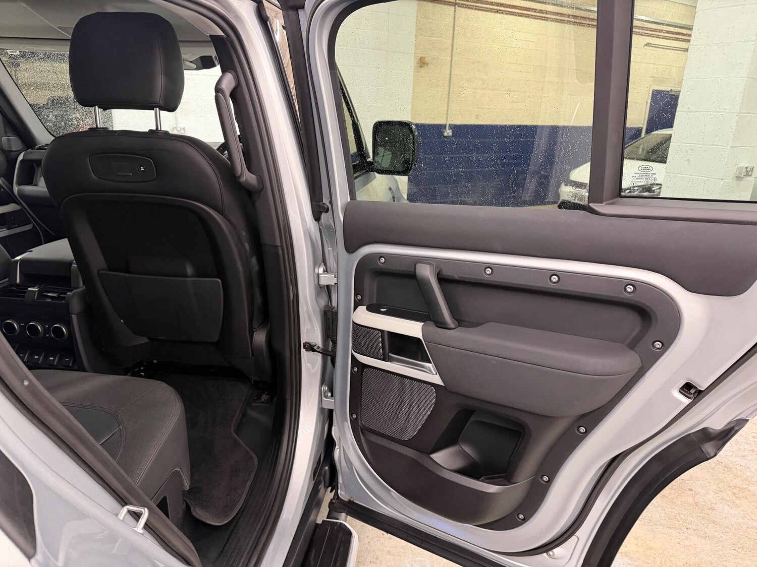 Used Land Rover Defender 2020 for sale - 77753884: Photo 21