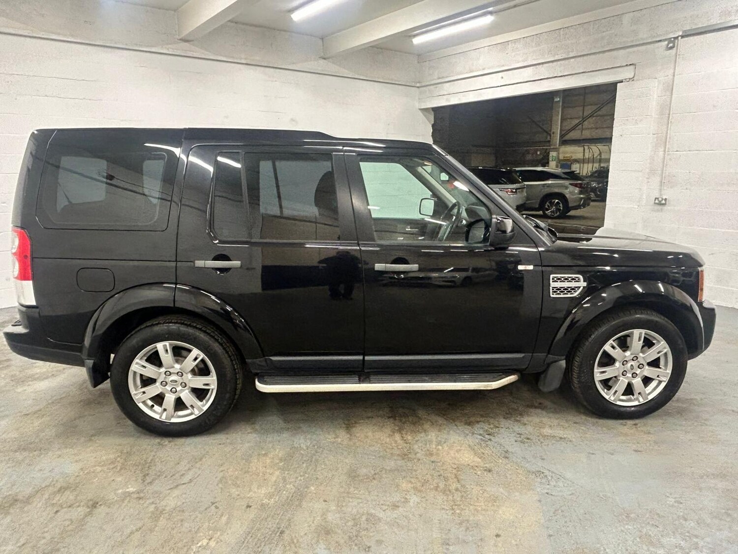 Used Land Rover Discovery 4 for sale - 77511053: Photo 13